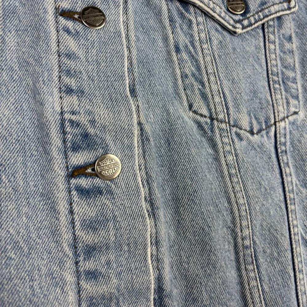 Harley-Davidson Denim Trucker Jacket Light Wash Blue Bar & Shield Logo Small